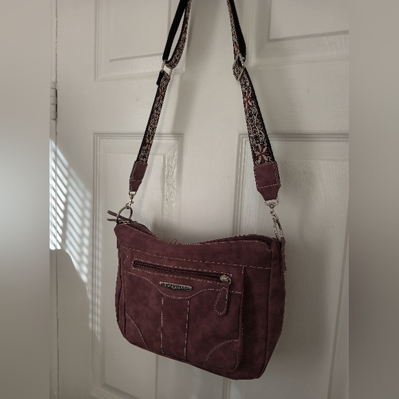 Stone Mountain Accessories Handbags - Stone Mountain Chic Hobo Plum Crossbody Bag